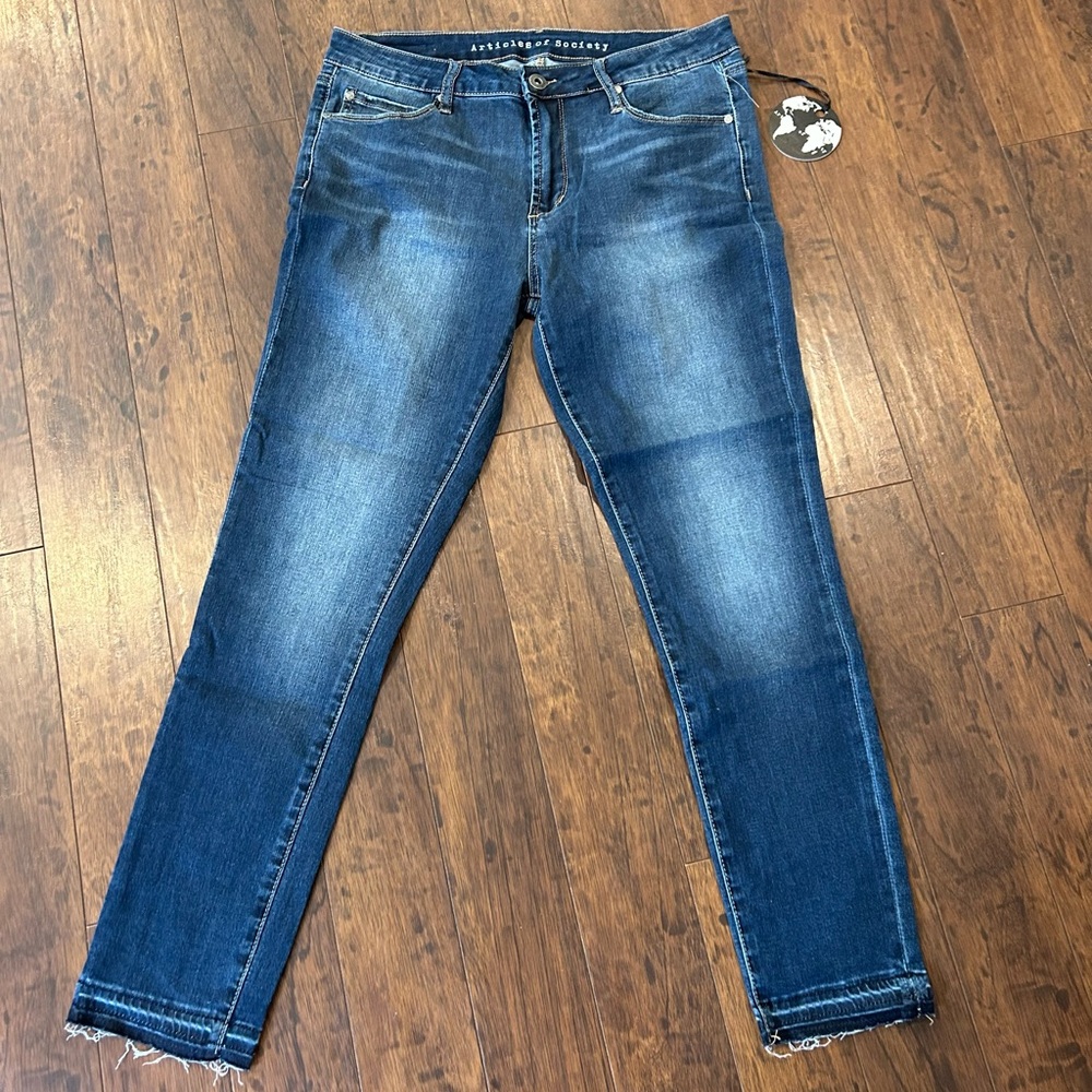 Articles of society brand new jeans